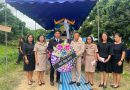 ร่วมวางพวงหรีดเคารพศพและแสดงความอาลัยผู้วายชนม์